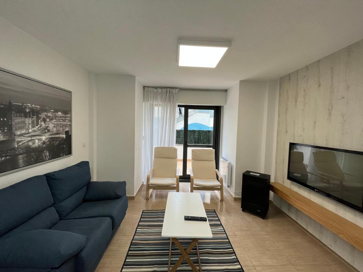 Apartamento Con Terraza,2 Min De La Playa, Ares Kültér fotó